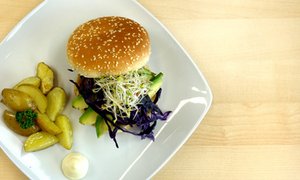 Veganer Bohnen-Burger mit Mango Chutney