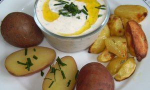 Kräuterquark mit Leinöl und Wilden Kartoffeln/Pellkartoffeln